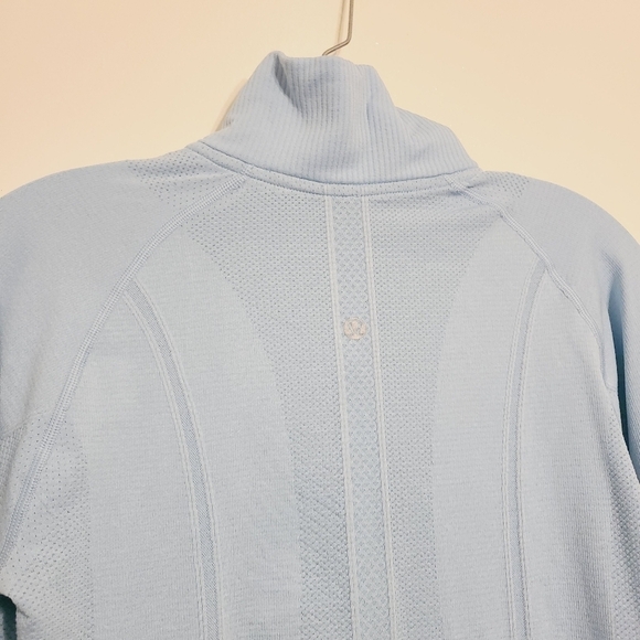 Lululemon | Women's Sky Blue Run Swiftly Half Zip-Up Pullover (Size Small) - Picture 8 of 12